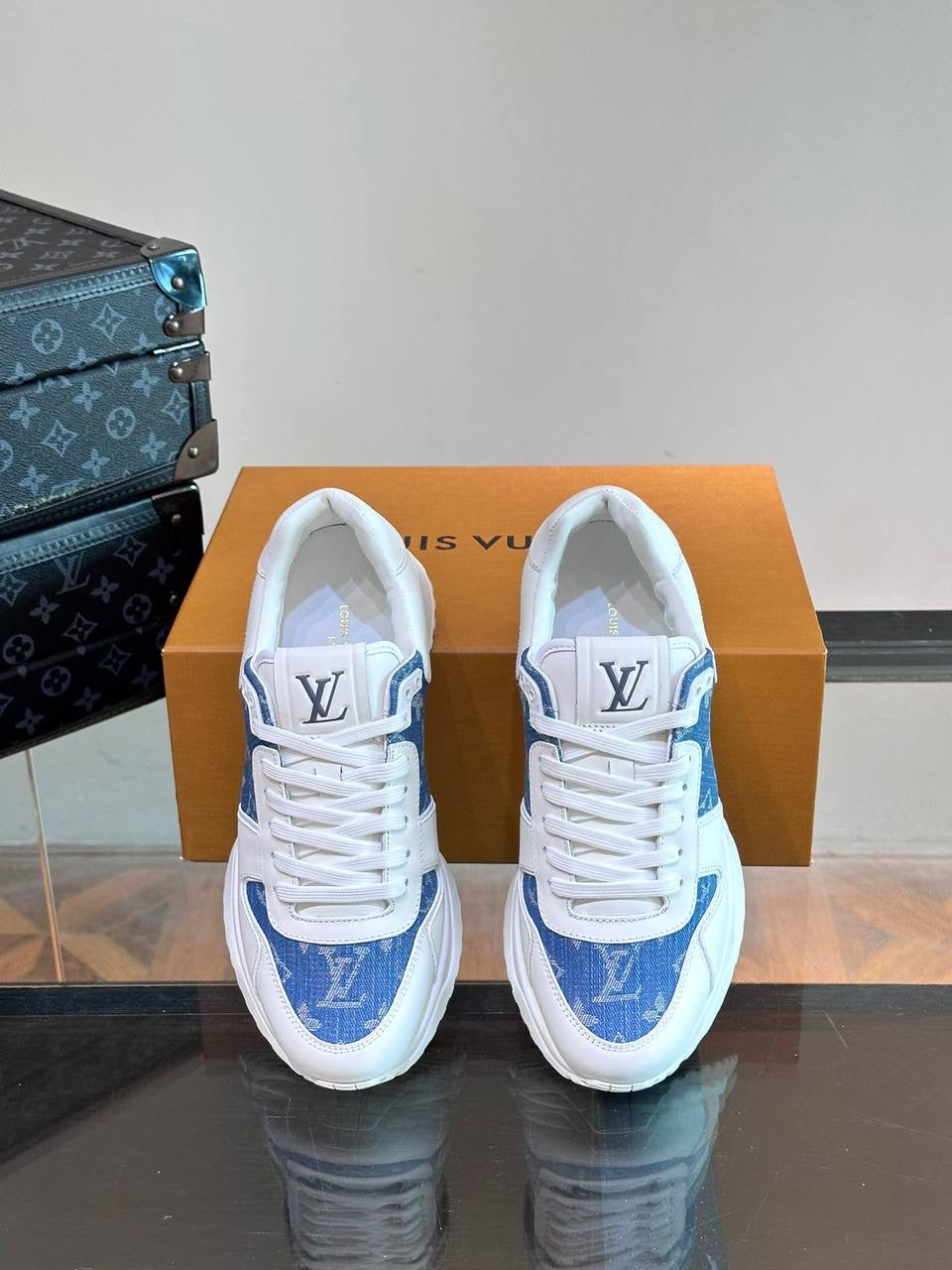 LV Run Away