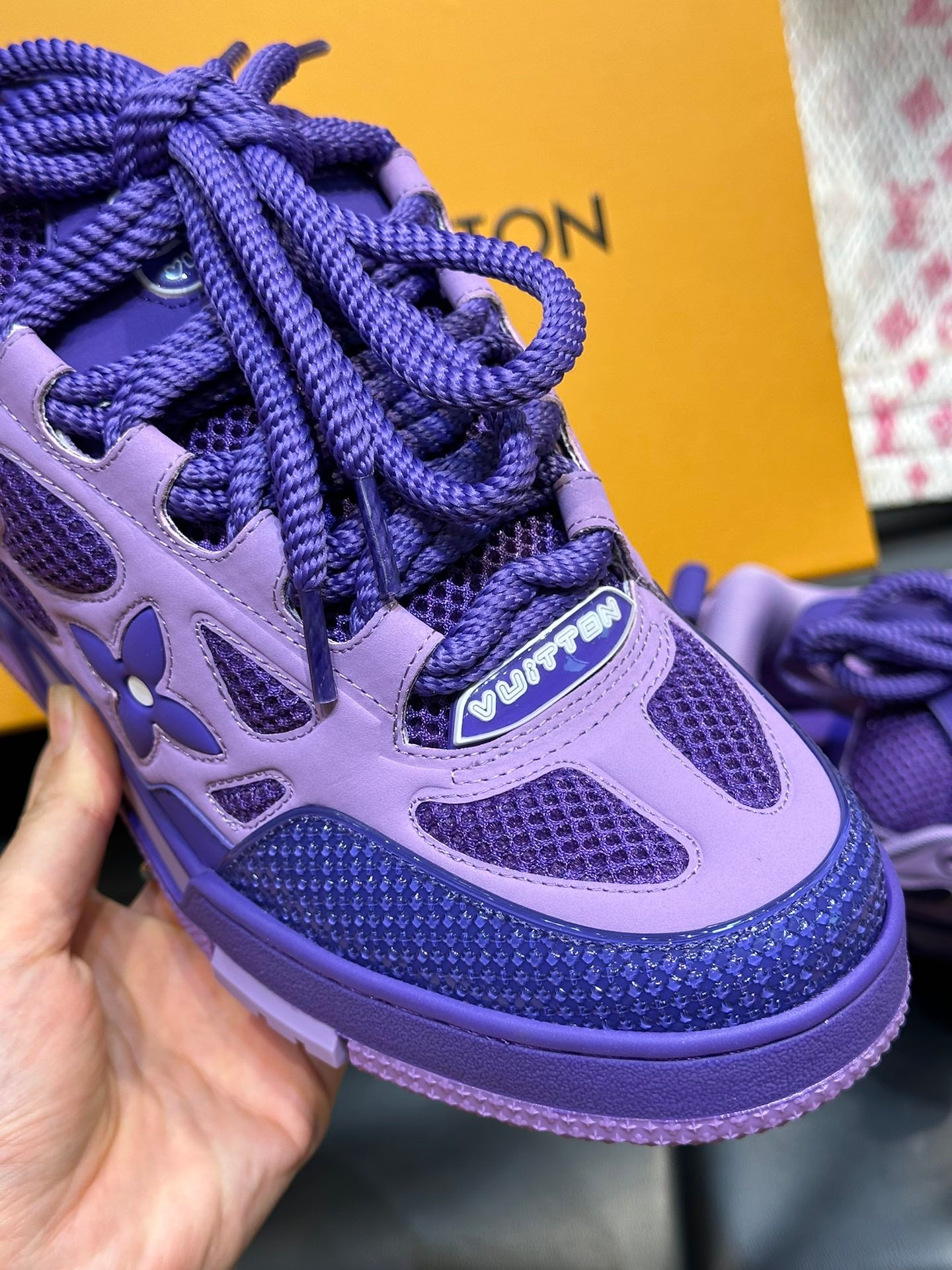 LV skate Viola