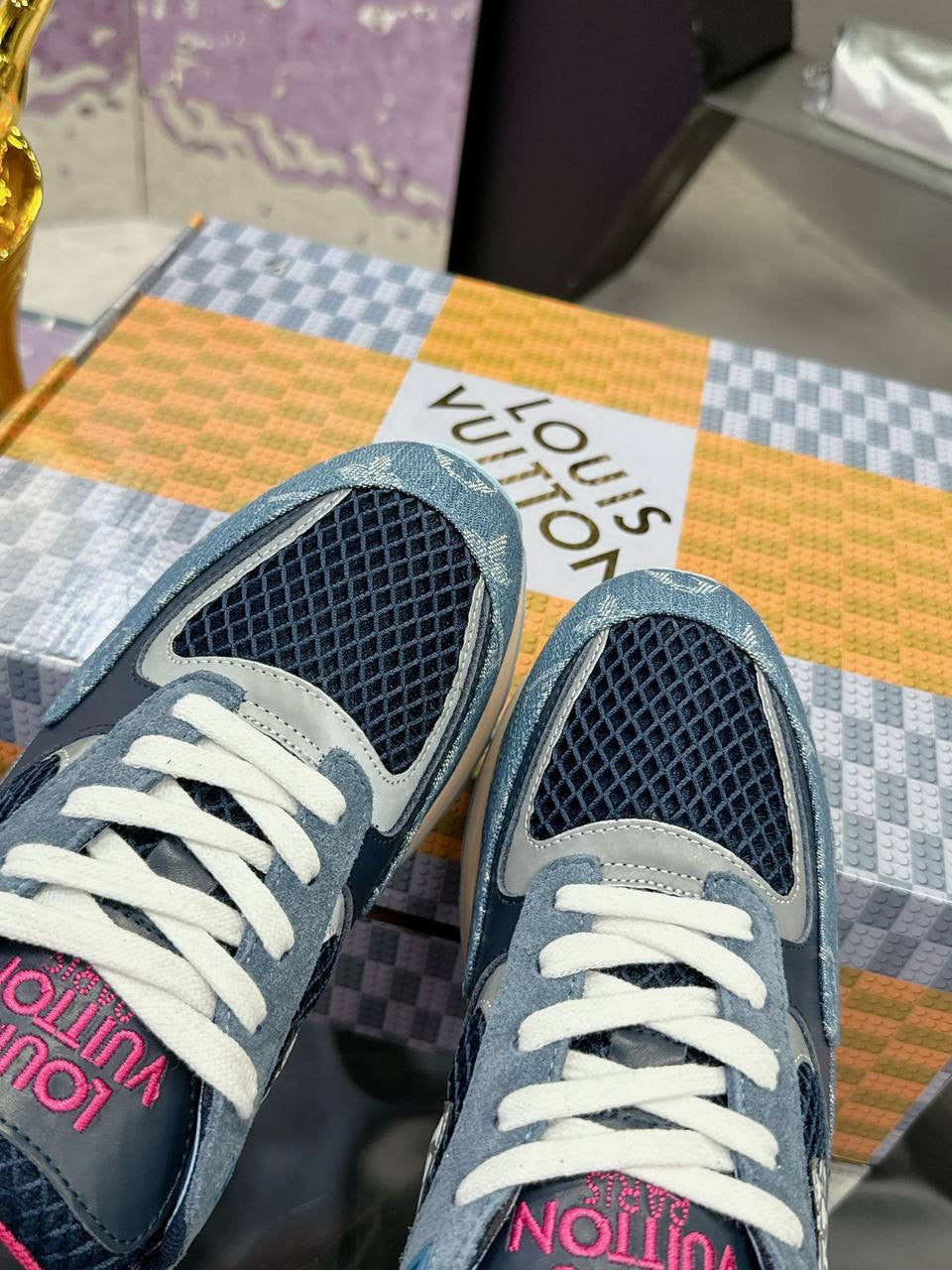 LV Run Away