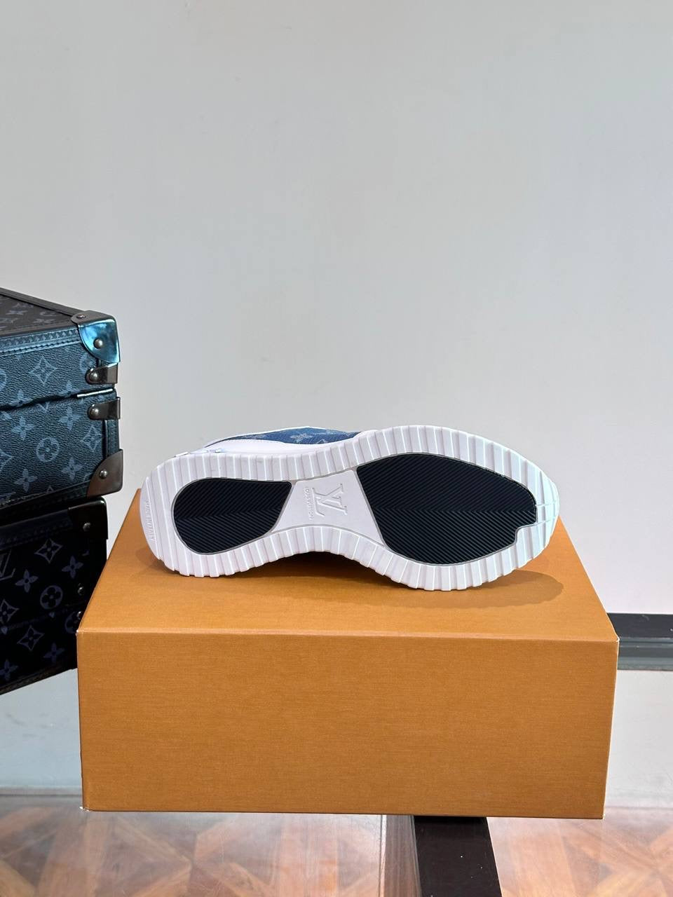 LV Run Away