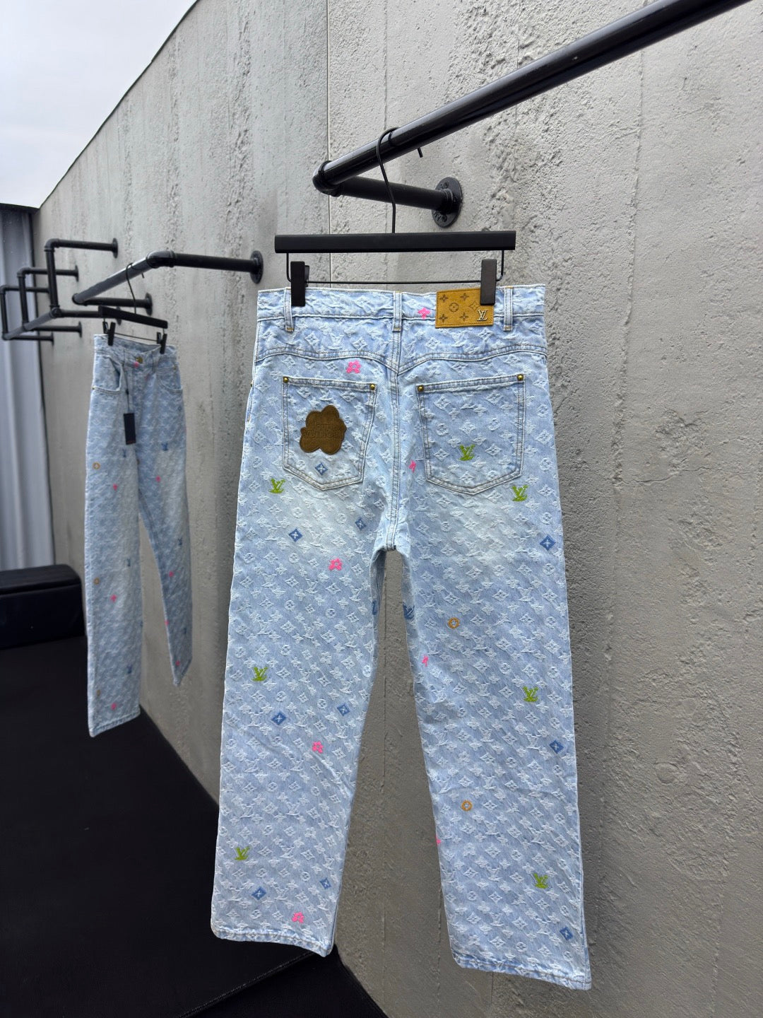 jeans