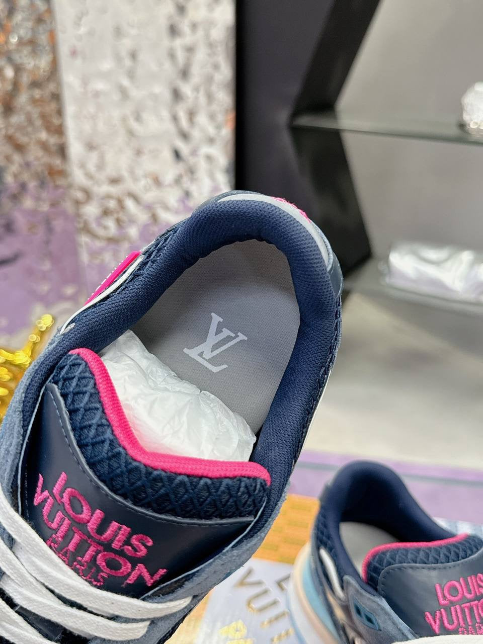 LV Run Away