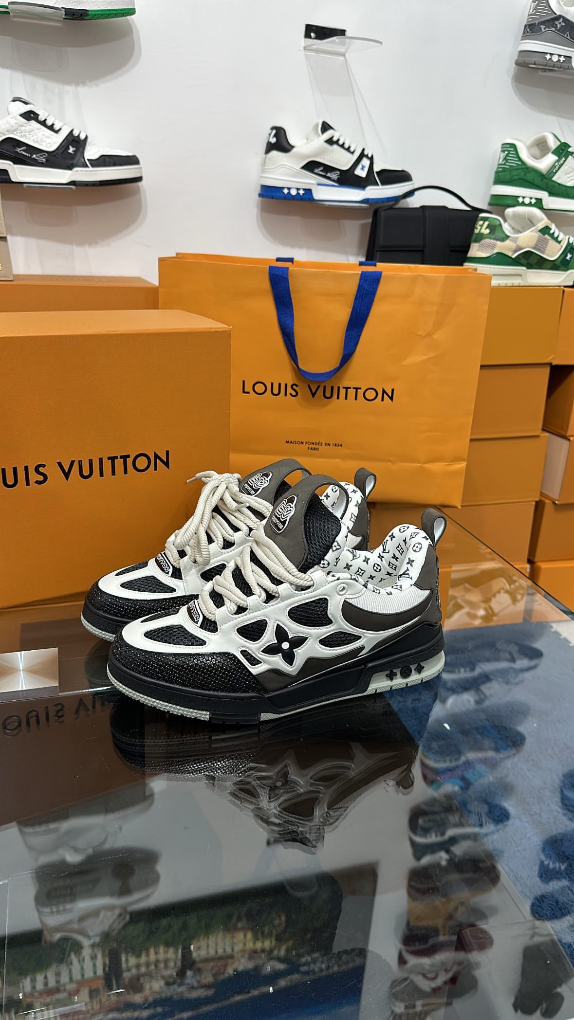 LV skate