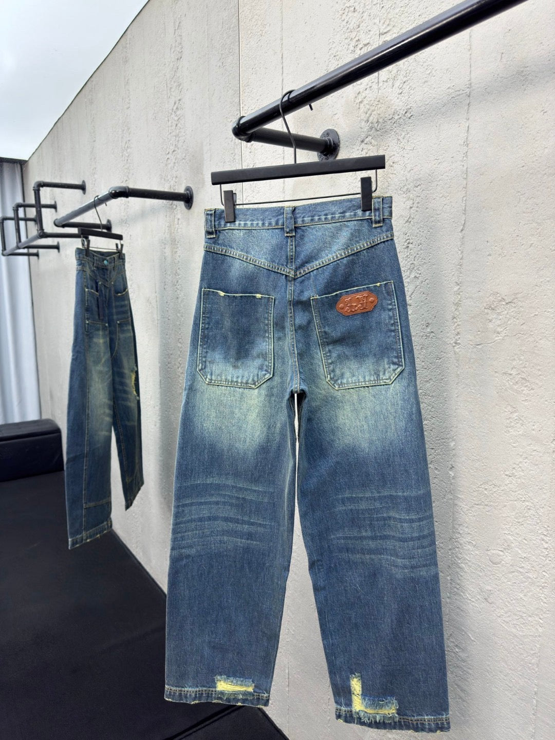 jeans