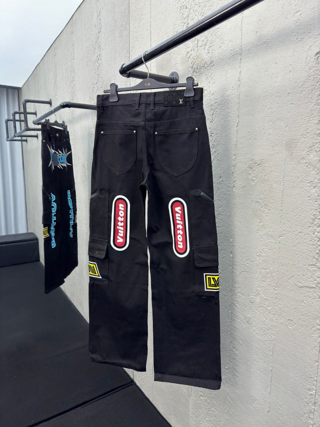 jeans