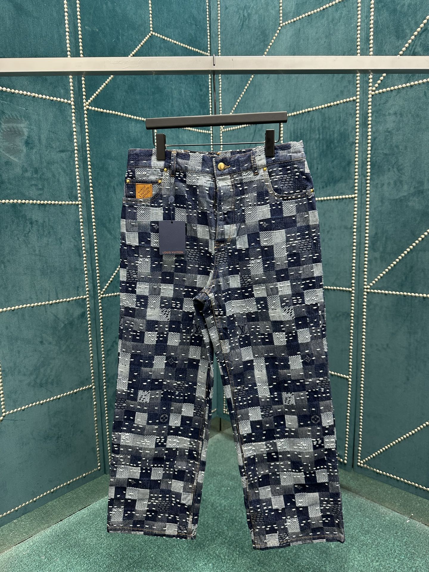 jeans
