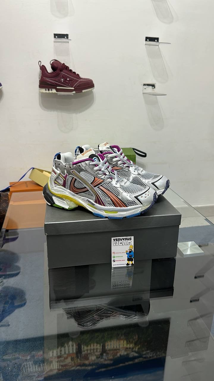 Balenciaga Runner
