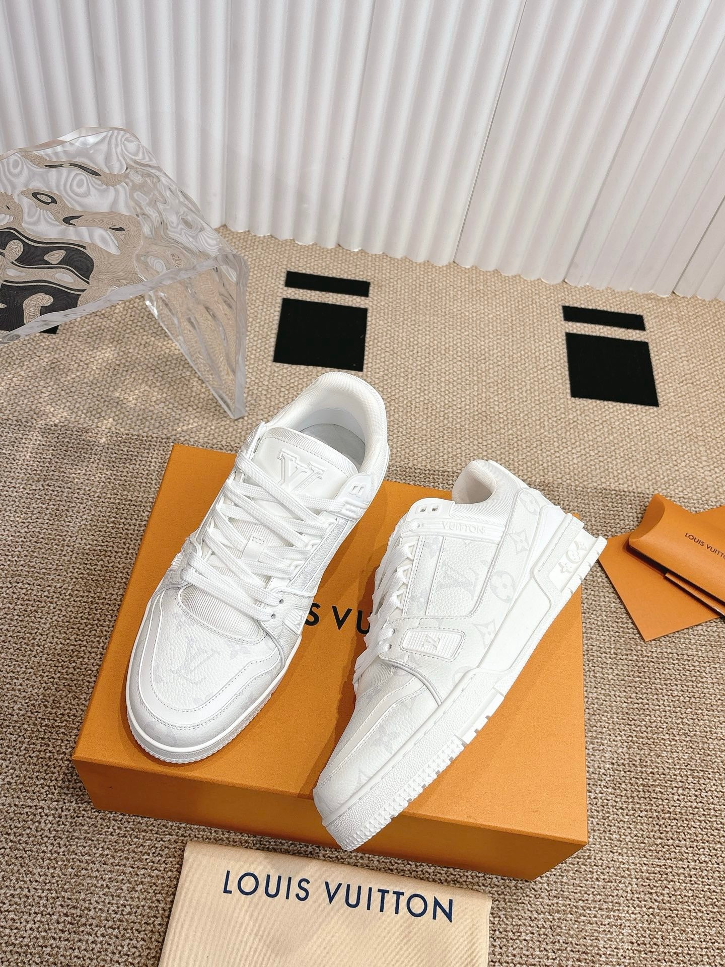 LV trainer