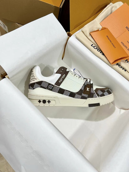 LV trainer