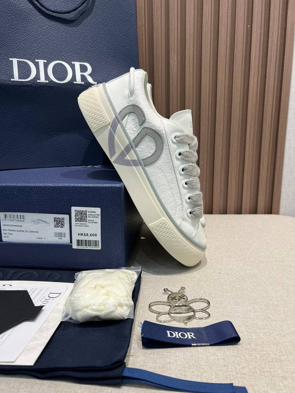 Dior