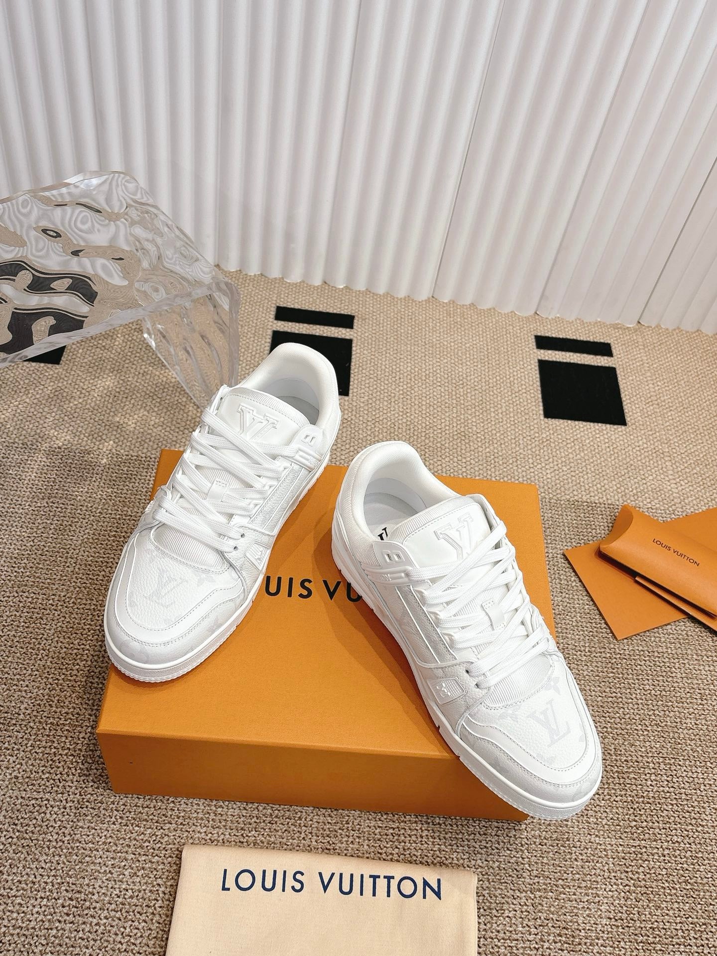 LV trainer