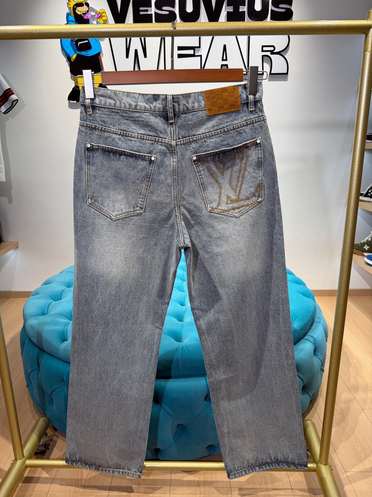 jeans