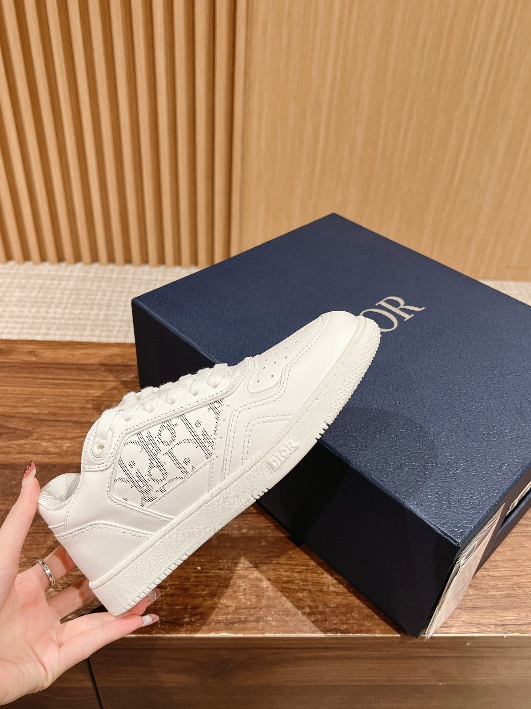Dior