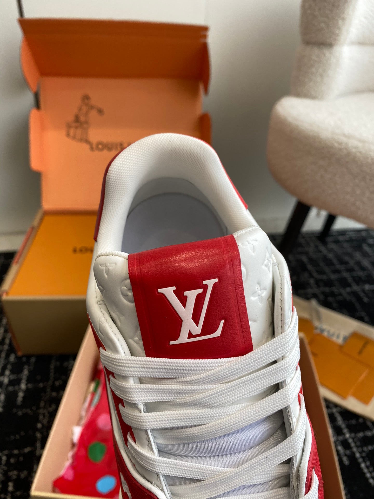 LV trainer