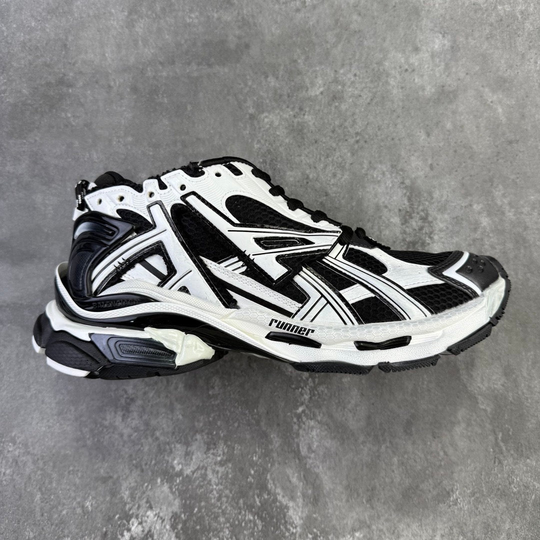 Balenciaga Runner