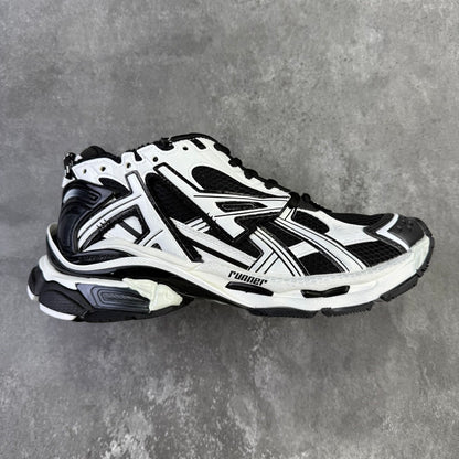 Balenciaga Runner