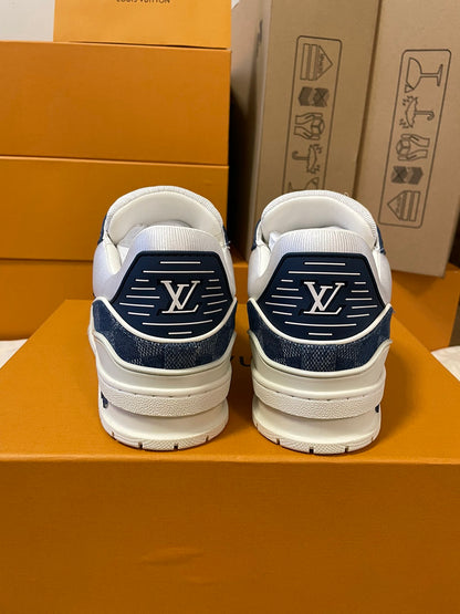 LV trainer