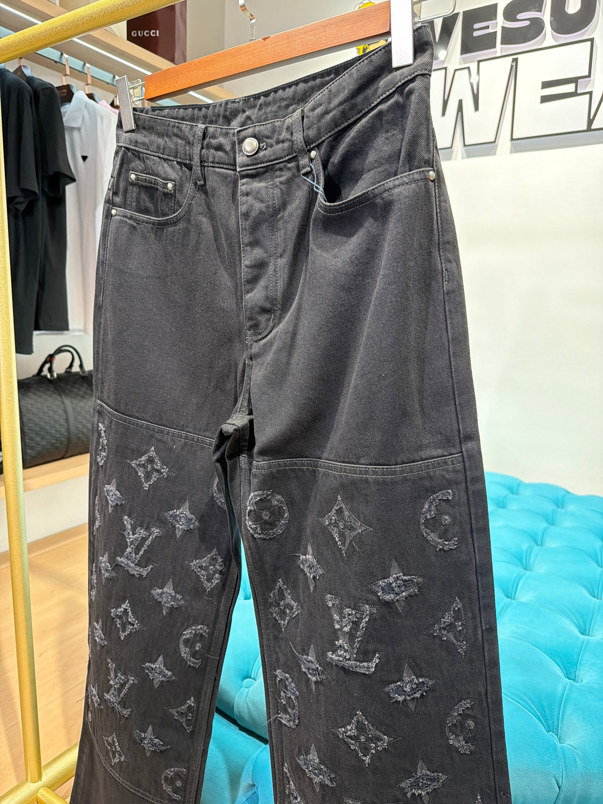 jeans