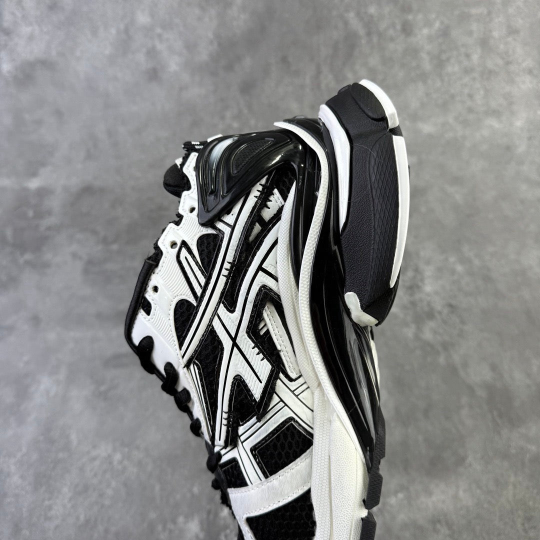 Balenciaga Runner