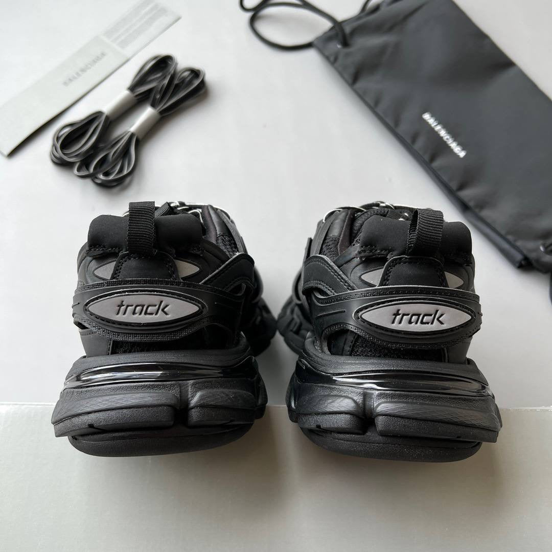 Balenciaga Track