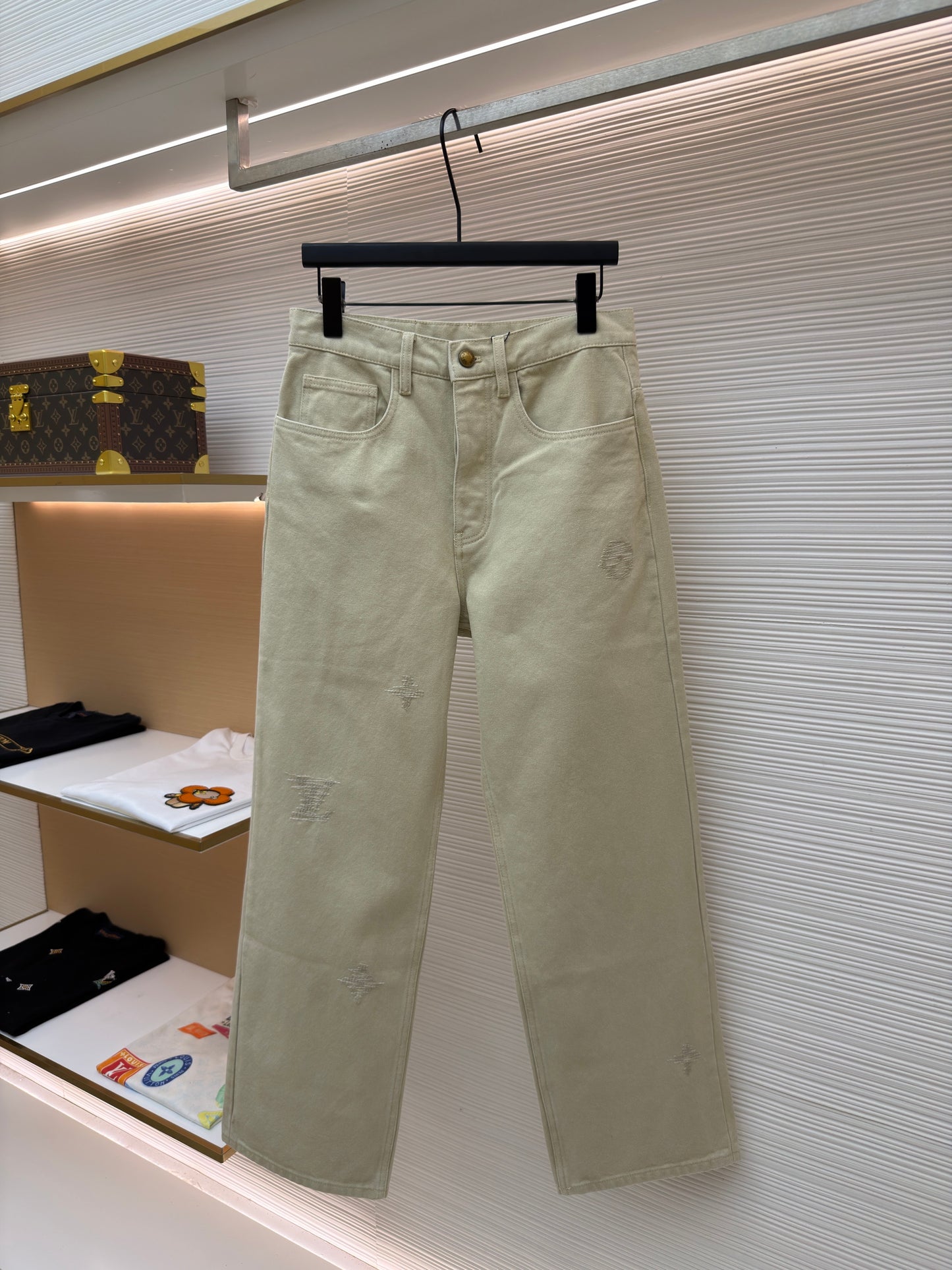 jeans