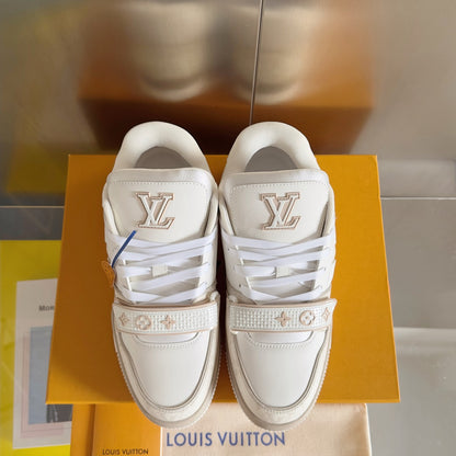 LV trainer