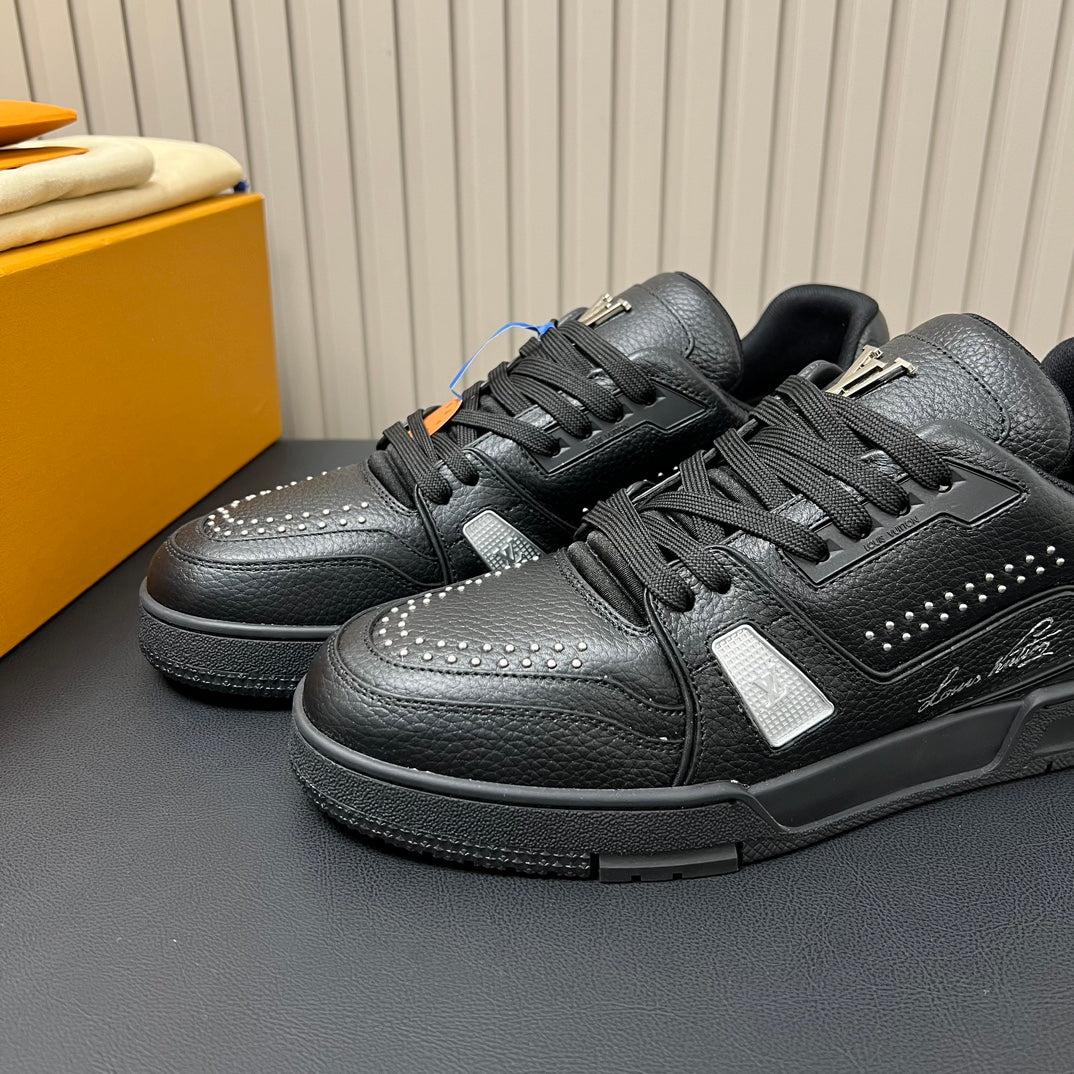 LV trainer