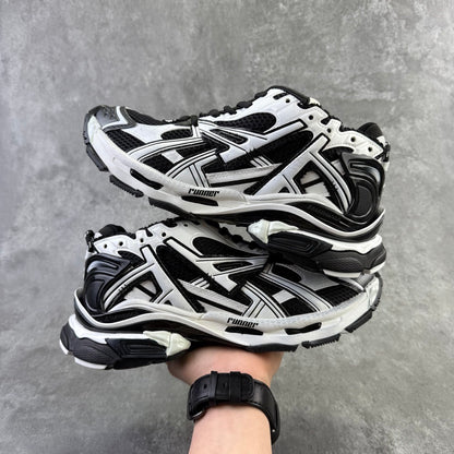 Balenciaga Runner